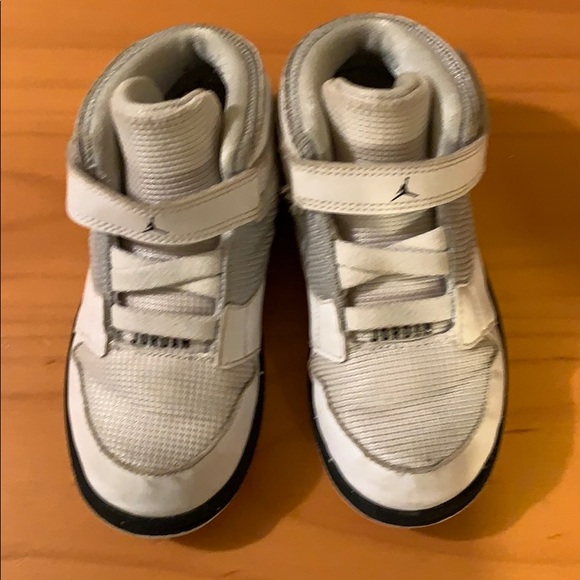 Jordan sneakers - Picture 5 of 6